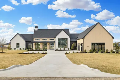 Budz Custom Homes